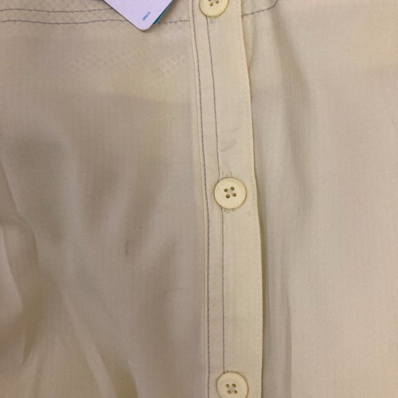COLUMBIA Short Sleeve Button-Up Top - Picture 6 of 8